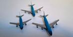 1 KLM AIRBUS,  2 KLM BOEING 747,  PS €14,99,  3 V00R €29,98, Ophalen of Verzenden, Zo goed als nieuw, Schaalmodel