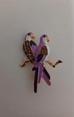 Goudkleurige broche 2 papagaaien paars tinten, Verzenden, Nieuw, Paars, Overige materialen