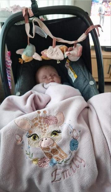 Exclusief kraamcadeau babyshower geboorte kadootje  beschikbaar voor biedingen