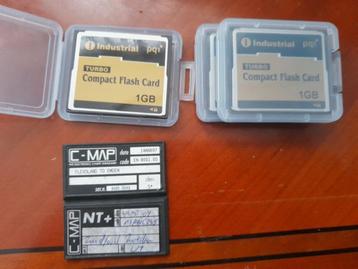 2 st C-Map kaarten en 3x CF cards beschikbaar voor biedingen