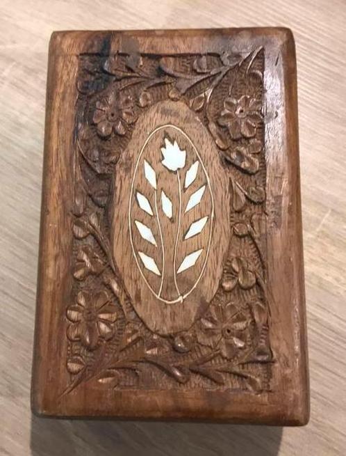 Vintage dekseldoosje handgesneden witte schelp, Antiek en Kunst, Curiosa en Brocante, Ophalen of Verzenden
