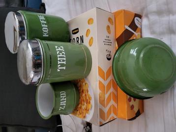 Voorhout - Lotje Groen Emaille beschikbaar voor biedingen