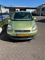 Ford Fiësta 1.3 8V 3DR 2006 Groen, Auto's, Ford, 1299 cc, Beige, 4 cilinders, Overige bekleding