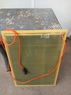 Verwarmingsplaat, Ophalen, Zo goed als nieuw, Kippenhok of Kippenren