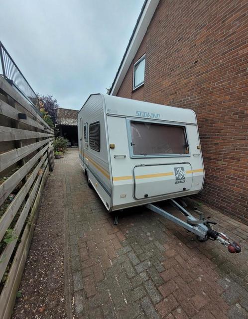 Hele nette knaus sudwind met stapelbed, Caravans en Kamperen, Caravans, Particulier, tot en met 4, 500 - 750 kg, Rondzit, Knaus
