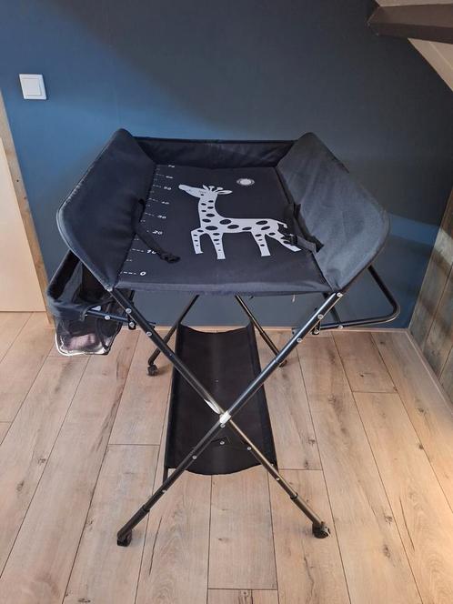 Commode verrijdbaar, Kinderen en Baby's, Kinderkamer | Commodes en Kasten, Zo goed als nieuw, 90 tot 105 cm, 50 tot 70 cm, Ophalen of Verzenden