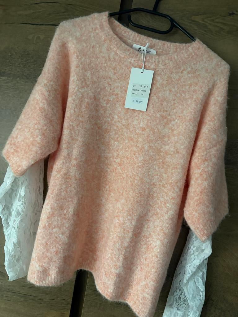 Roze trui met kanten mouwen - Kilky - Maat M, Maat 38/40 (M), Nieuw, Ophalen of Verzenden, Lange mouw