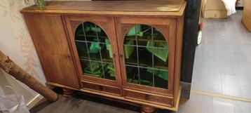 Dressoir beschikbaar voor biedingen