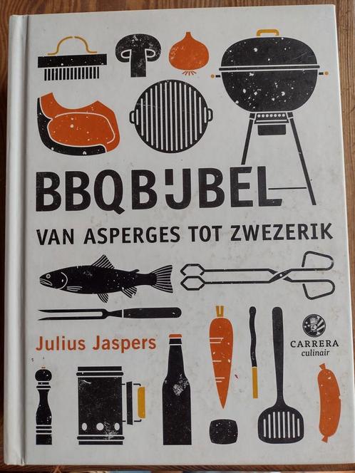 BBQbijbel  - Julius Jaspers - ISBN 9789048832507, Boeken, Kookboeken, Zo goed als nieuw, Hoofdgerechten, Overige typen, Overige gebieden