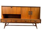 Prachtige van Teeffelen items bij GijpsVintage, Huis en Inrichting, Met deur(en), 150 tot 200 cm, Midcentury, Teakhout