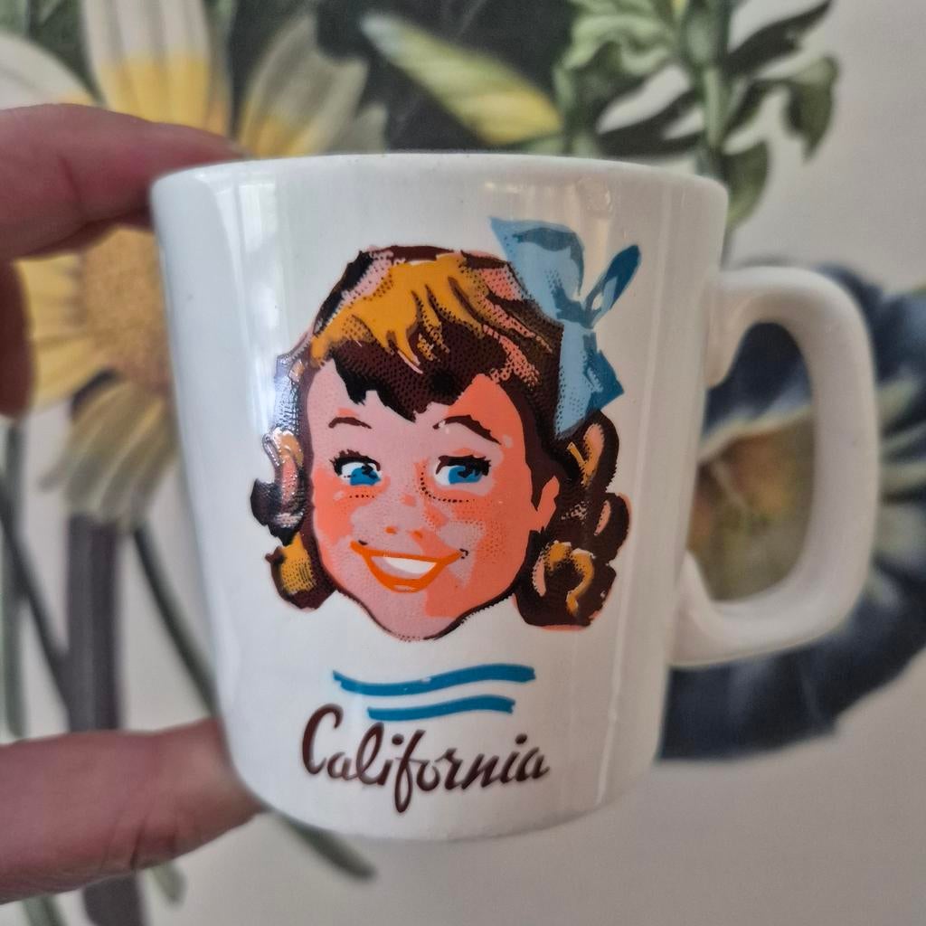 Vintage California beker/mok meisje, Ophalen of Verzenden, Gebruikt, Overige stijlen