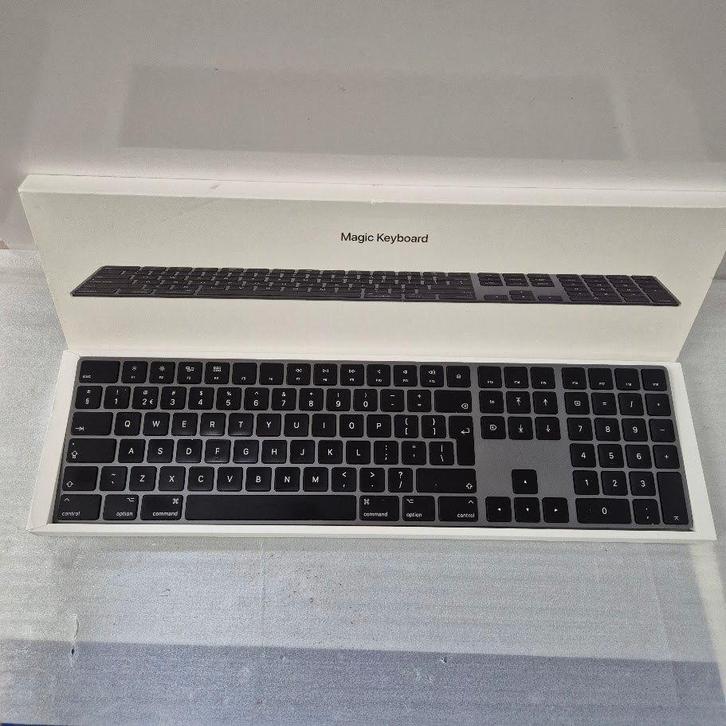 Apple A1843 Magic Keyboard 2 QWERTY Zeer net met garantie, Computers en Software, Toetsenborden, Zo goed als nieuw, Qwerty, Draadloos