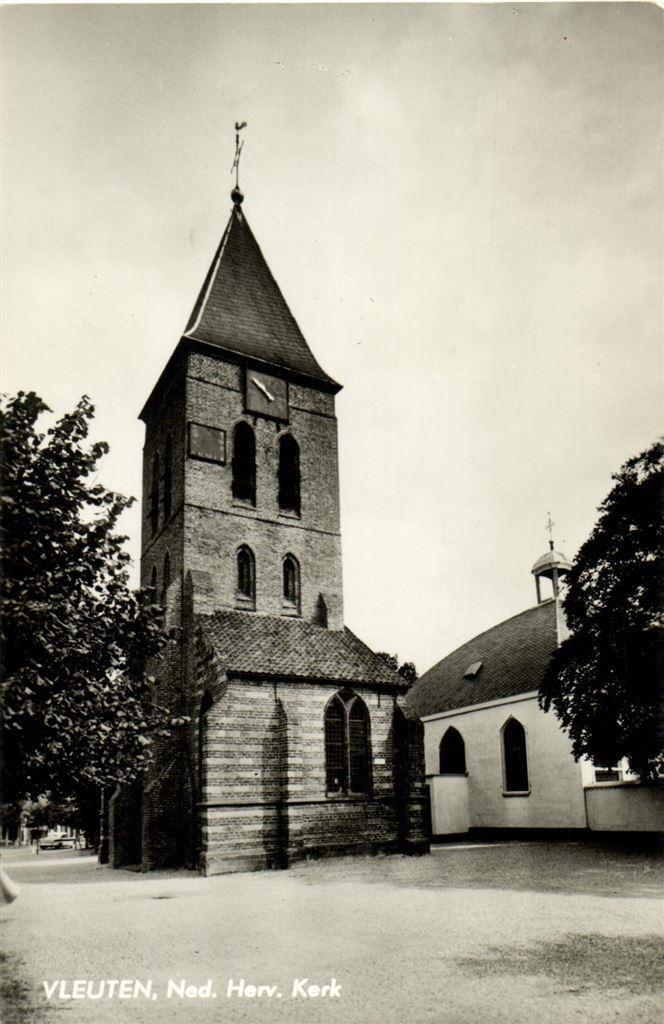 Vleuten, Ned. Herv. Kerk - 1961 gelopen, Verzamelen, Ansichtkaarten | Nederland, Gelopen, Noord-Brabant, Voor 1920, Ophalen of Verzenden