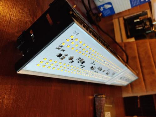 LED kweeklamp. Mars-Hydro SP-150 135 watt, Witgoed en Apparatuur, Overige Witgoed en Apparatuur, Zo goed als nieuw, Ophalen of Verzenden