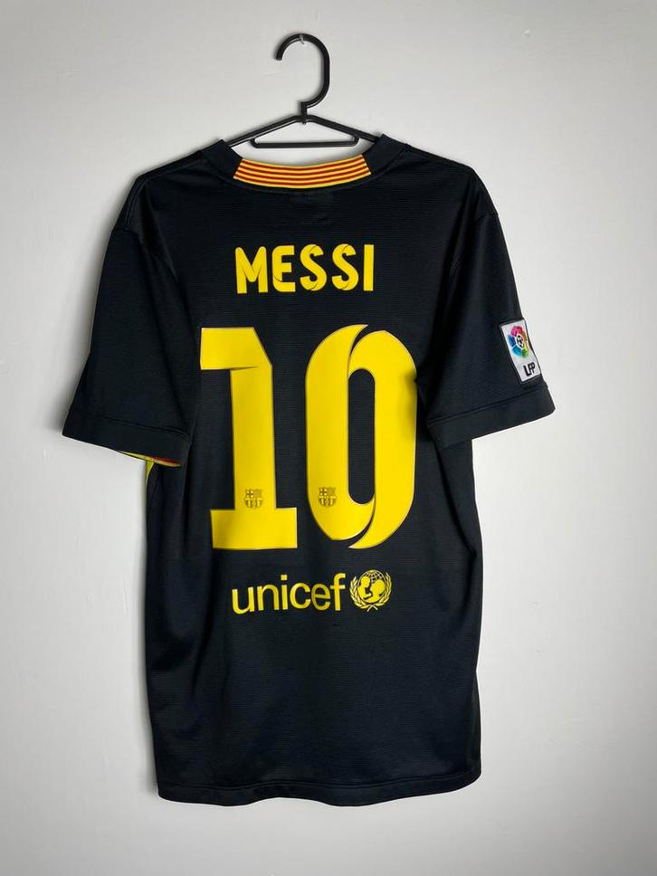 Origineel 3rd Barcelona shirt 2013 / 2014. Messi. Maat M., Sport en Fitness, Voetbal, Zo goed als nieuw, Shirt, Maat M, Ophalen of Verzenden