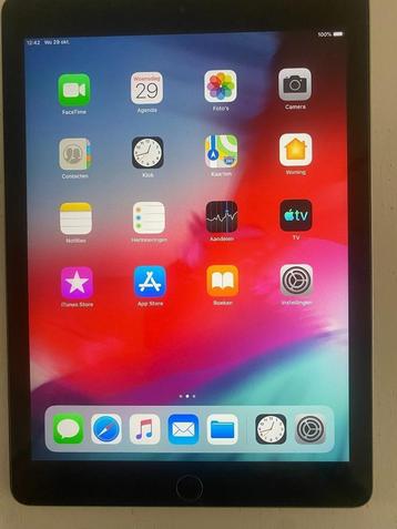 Apple iPad Air, 16 GB,  Wi-Fi, Spacegrijs voor weinig ect.. beschikbaar voor biedingen