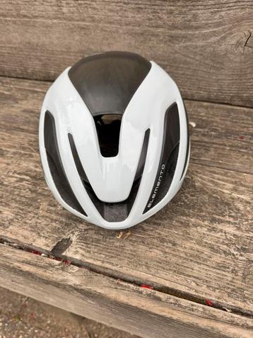 Kask elemento carbon beschikbaar voor biedingen