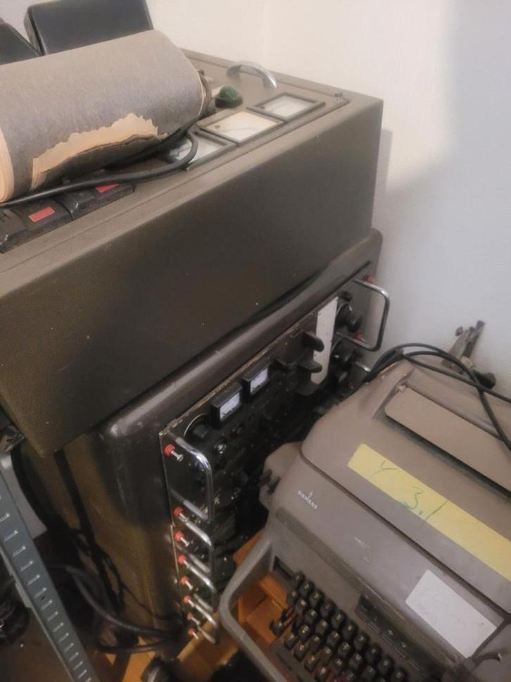 Rohde & Schwarz SK010 2 stuks, Telecommunicatie, Zenders en Ontvangers, Ophalen