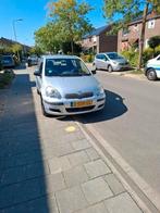 Toyota Yaris 1.0 16V Vvti 5DR 2004 Grijs, 4 cilinders, 400 kg, Handgeschakeld, 30 €/maand