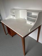 IKEA Bureau, Huis en Inrichting, Bureaus, Ophalen, Met wielen, Gebruikt, Bureau