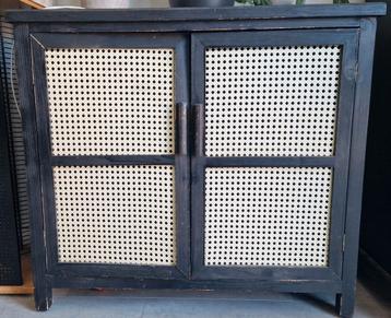 Webbung kast xenos