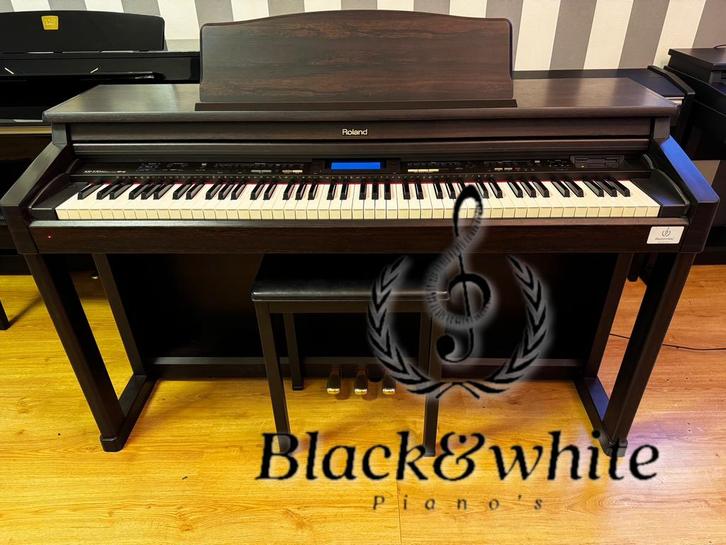Verkocht. Roland Digitale  ritme piano .incl garantie +kruk, Muziek en Instrumenten, Keyboards, Zo goed als nieuw, 88 toetsen