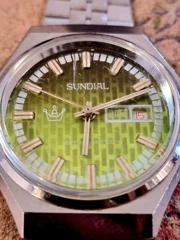 YatvaVintage: YV  Vintage Sundial Watch Horloge
