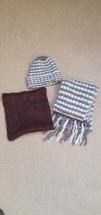 Muts en das en nekkolletje, Kleding | Dames, Mutsen, Sjaals en Handschoenen, Ophalen of Verzenden, Gedragen, Muts