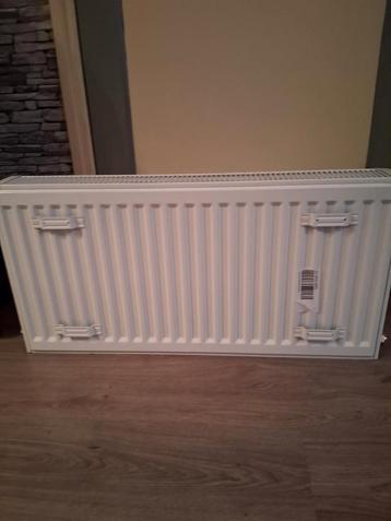 Radiator - Zo goed als nieuw beschikbaar voor biedingen
