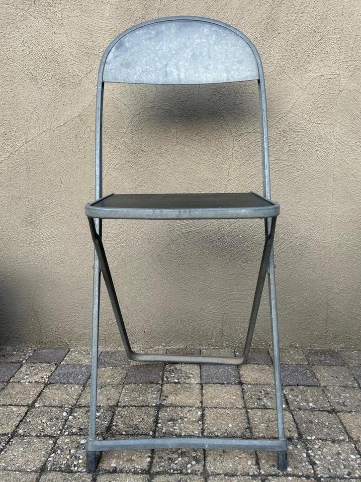Bistro stoeltjes leeuwbier brouwerij origineel, Tuin en Terras, Tuinstoelen, Gebruikt, Metaal, Inklapbaar, Ophalen