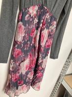 Kyra & Ko lichtgrijze met roze jurk chiffon maat S plissé, Maat 38/40 (M), NB BV/KYRA, Back-upstraat 12 1033NX Amsterdam, Ophalen of Verzenden