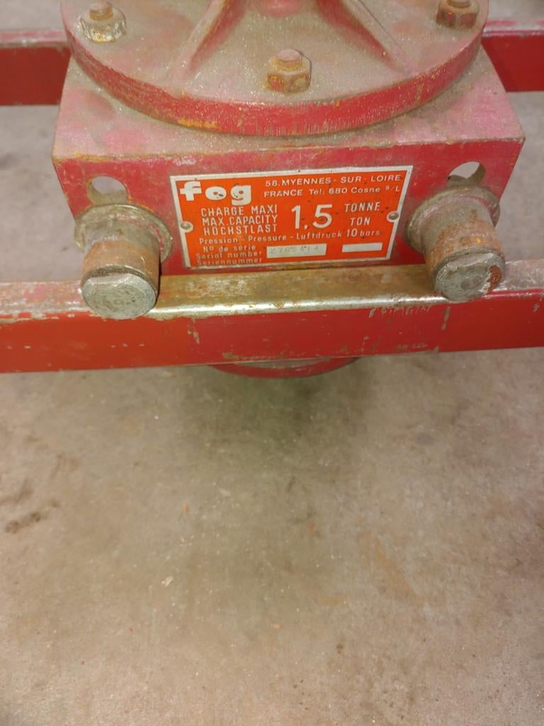 FOG 1.5 Ton Brug-krik en OMON 1000 KG Brug-Krik Samen, Gebruikt, NB, Fog hydro pneumatic krik, Fog