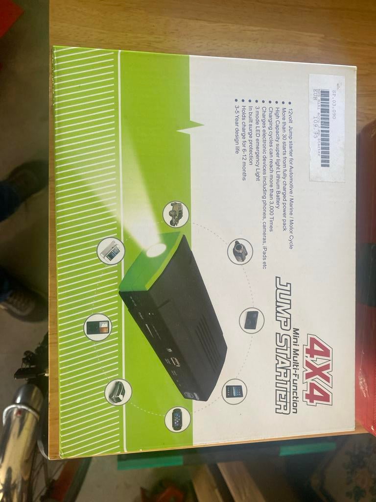 4X4 Mini Multi-Function Jump Starter - Auto/Motor/Boot, Ophalen of Verzenden