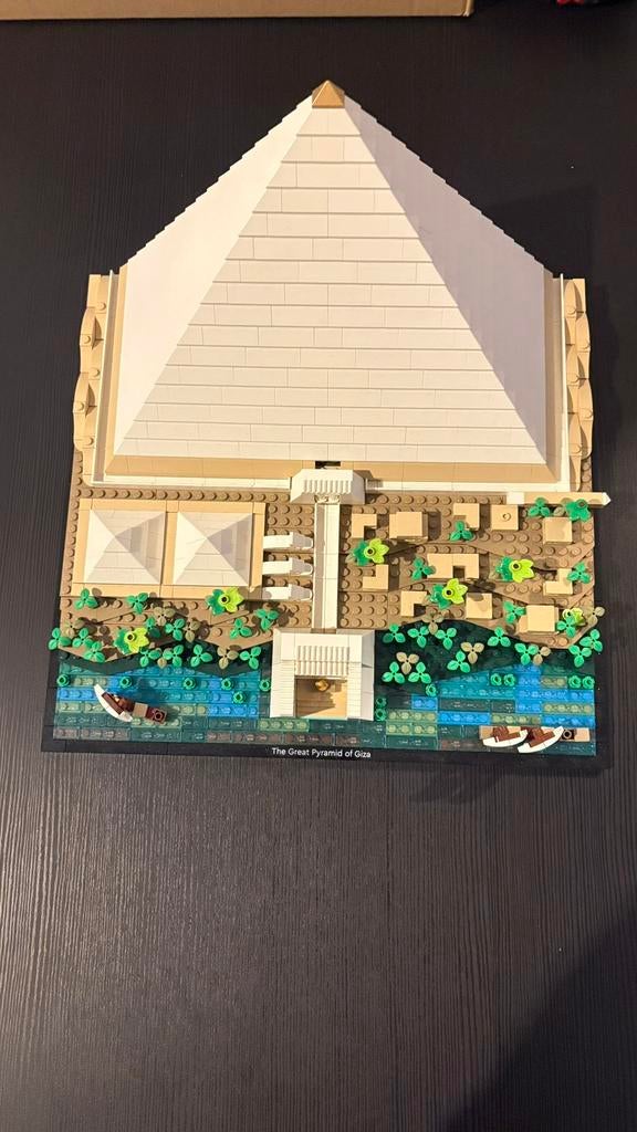 Lego piramide MOET WEG!, Ophalen of Verzenden, Zo goed als nieuw