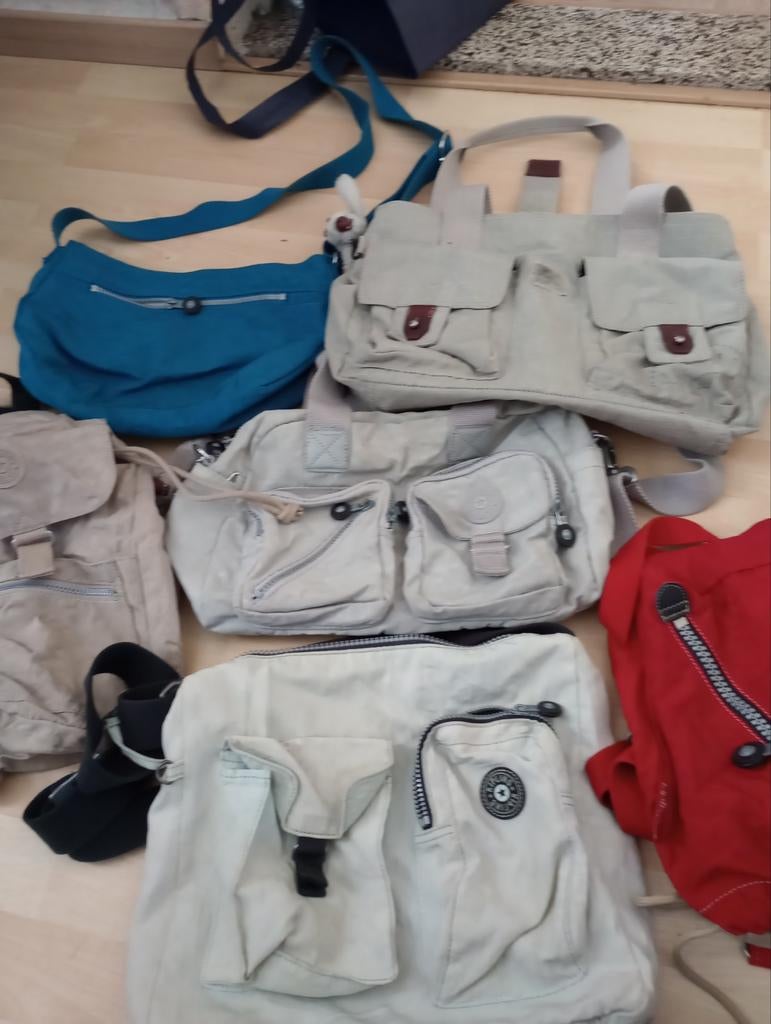 Zes Kipling tassen, Ophalen of Verzenden