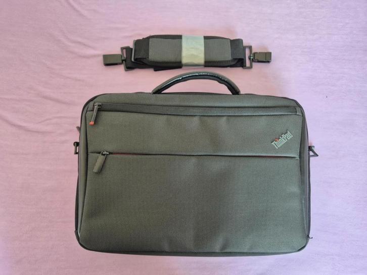 Nieuwe Lenovo ThinkPad laptoptas voor laptops tot 15,6 inch, Computers en Software, Laptoptassen, Nieuw, 15 inch, Ophalen of Verzenden