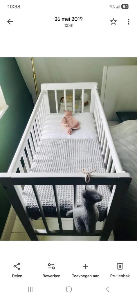 Co-sleeper wieg op wieltjes met matras (petite amelie), Ophalen of Verzenden, Gebruikt, Wieg