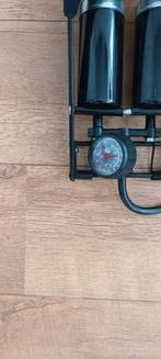 Voetfiets pomp., Ophalen