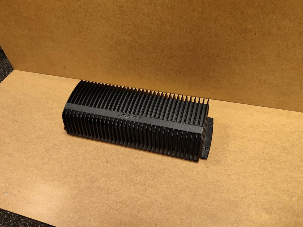 Bose lifestyle stereo amplifier amp v2, Ophalen of Verzenden, Zo goed als nieuw, Bose, 120 watt of meer