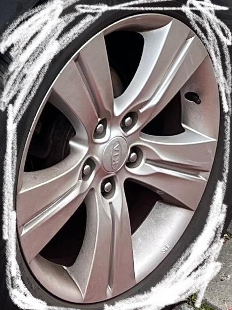 2 lichtmetalen velgen met Hankookband Kia Sportage 2012-2014, Auto-onderdelen, Overige Auto-onderdelen, Kia, Ophalen
