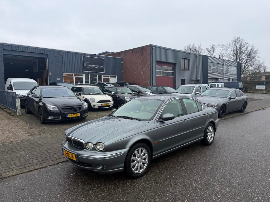 Jaguar X-Type 2.5 V6 4WD 2002 Grijs, Auto's, Jaguar, 196 pk, 2495 cc, Bedrijf, Handgeschakeld