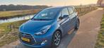 Hyundai iX20 1.6i Blue 124pk 2015 Blauw, Auto's, 1591 cc, 4 cilinders, Blauw, 1197 kg