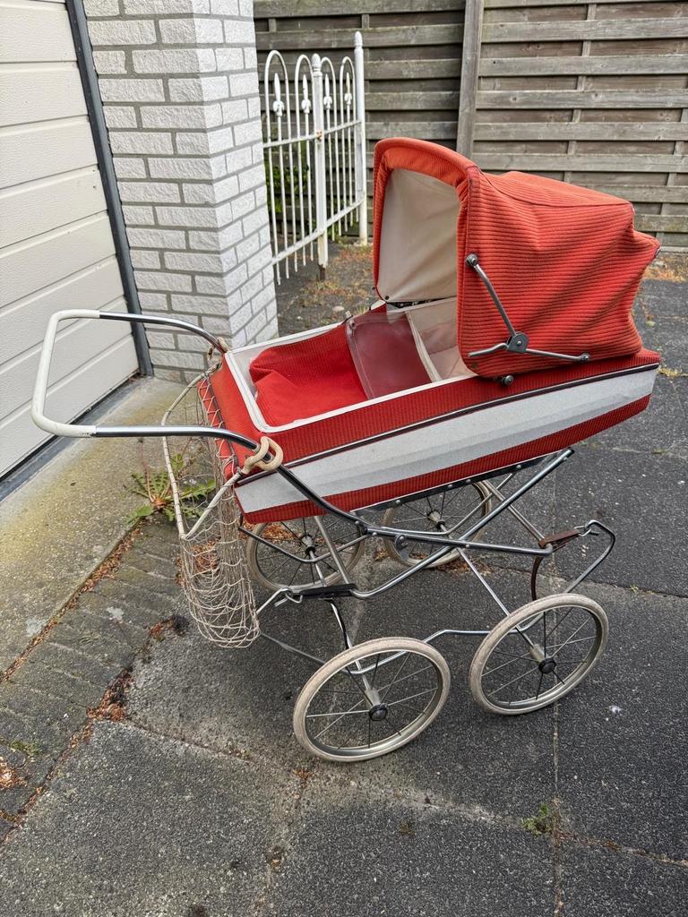Vintage poppenwagen - Retro Stijl, Kinderen en Baby's, Speelgoed | Poppen, Ophalen, Gebruikt, Babypop