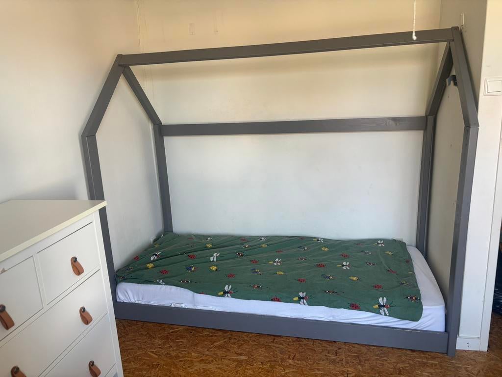 Kinderbed 90x200cm, Kinderen en Baby's, Kinderkamer | Bedden, Ophalen, Zo goed als nieuw, 180 cm of meer, 85 tot 100 cm