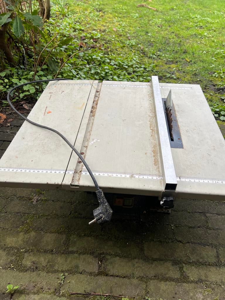 Tafelzaag, Doe-het-zelf en Verbouw, Gereedschap | Zaagmachines, Gebruikt, Cirkelzaag, 600 tot 1200 watt, Ophalen of Verzenden