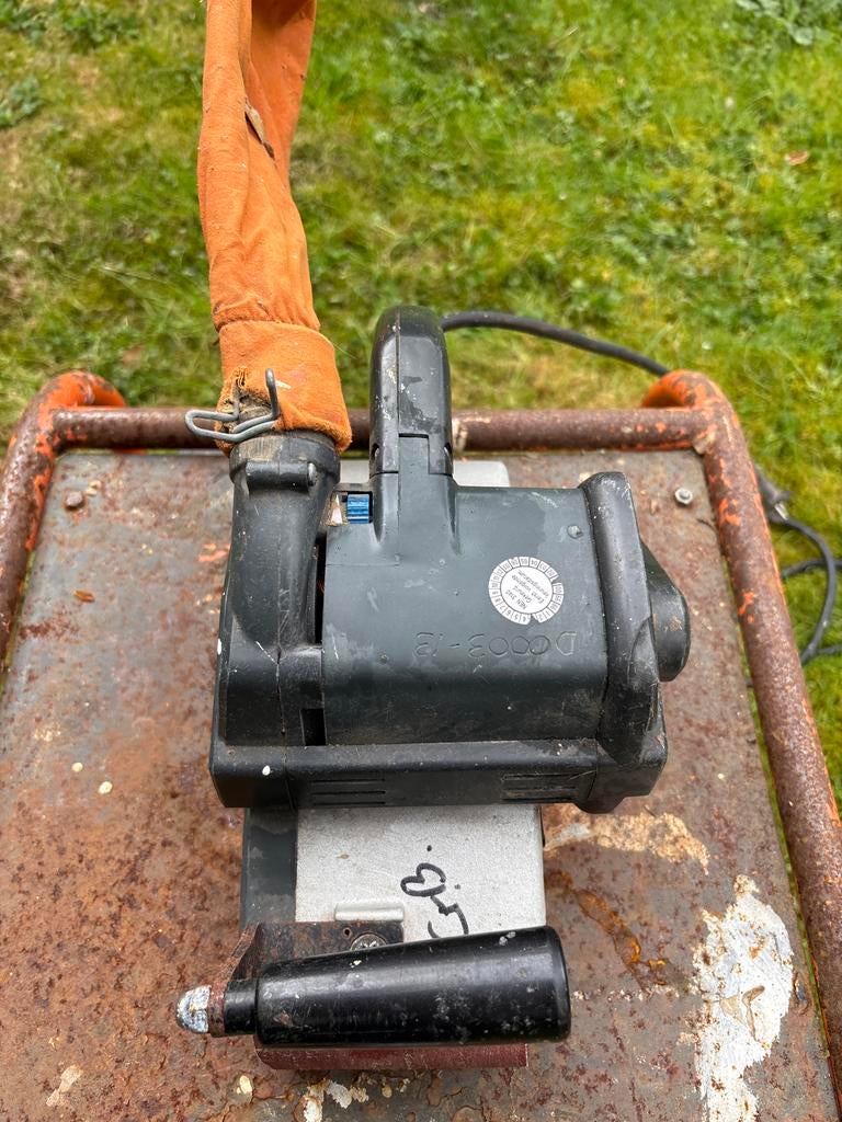 Gebruikte schuurmachine, Ophalen of Verzenden, Gebruikt, Minder dan 600 watt, Bandschuurmachine