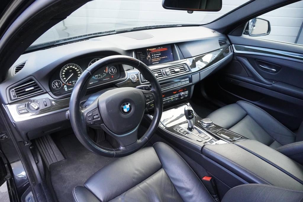 BMW 5-serie 525d, Auto's, BMW, Automaat, Achterwielaandrijving, 2000 kg, Zwart
