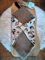 Nieuw • Speendoek Hydrofiel 'Leaves, Kinderen en Baby's, Babymode-accessoires, Nieuw, Ophalen of Verzenden, Saluty's kinder- en kraamcadeaus