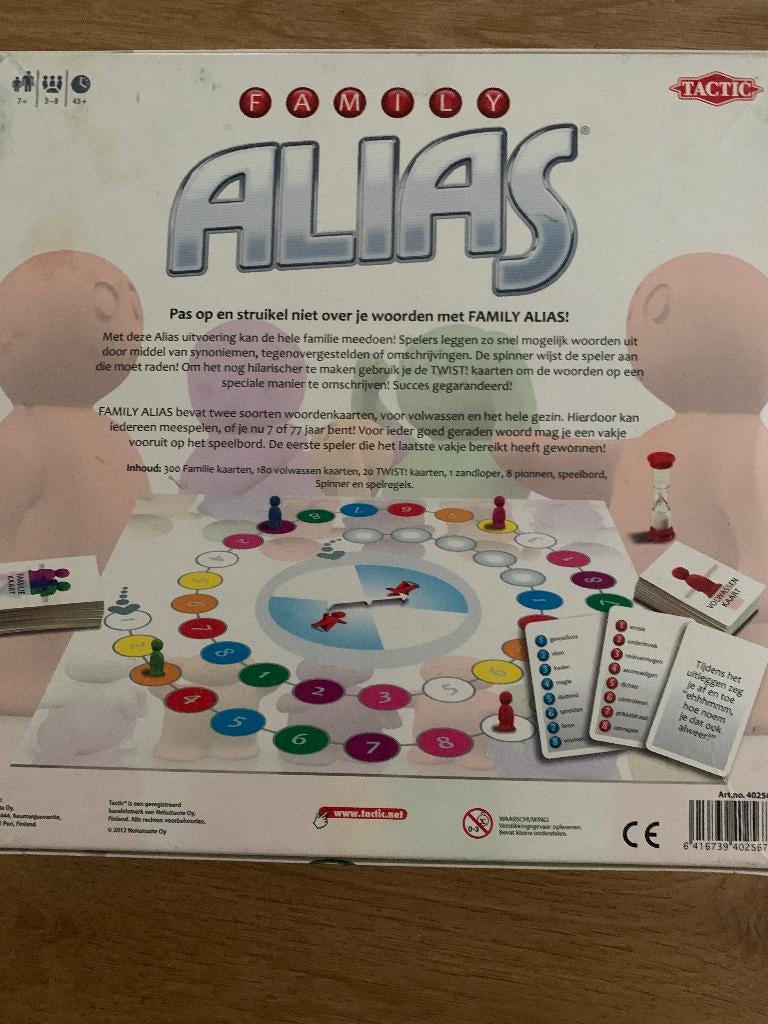 Spel Family Alias, Ophalen of Verzenden, Zo goed als nieuw