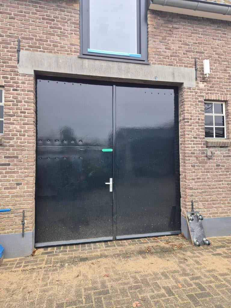 Grote dubbele deuren / schuurdeur / deeldeur/ achterdeur, Ophalen, Gebruikt, Buitendeur, Hout